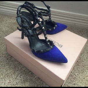 BCBG Darron stud heels in Brilliant Blue and black