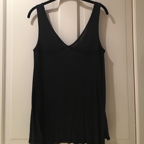 Top - Picture 4 of 5