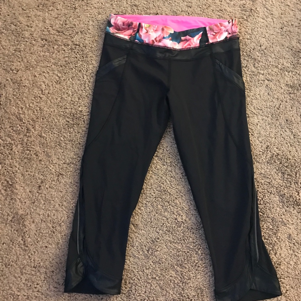 Lululemon floral crop leggings