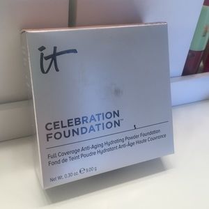 It Cosmetics Celebration Foundation
