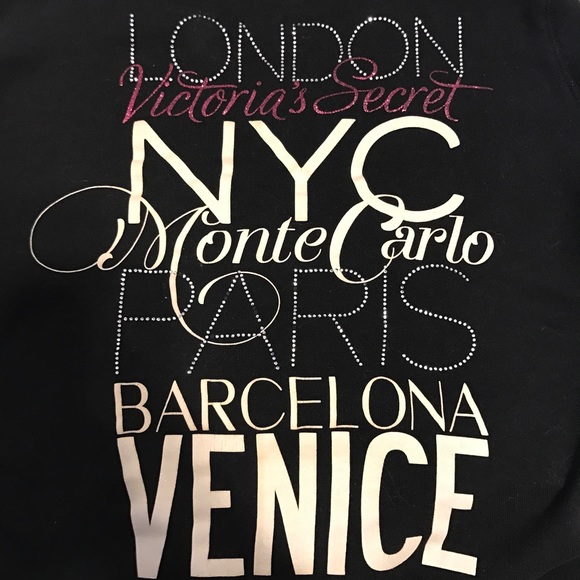 ❌SOLD❌BUNDLE! Two Victorias Secret Zip Ups! - Picture 6 of 8