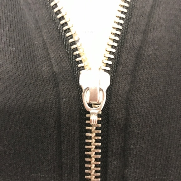 ❌SOLD❌BUNDLE! Two Victorias Secret Zip Ups! - Picture 7 of 8