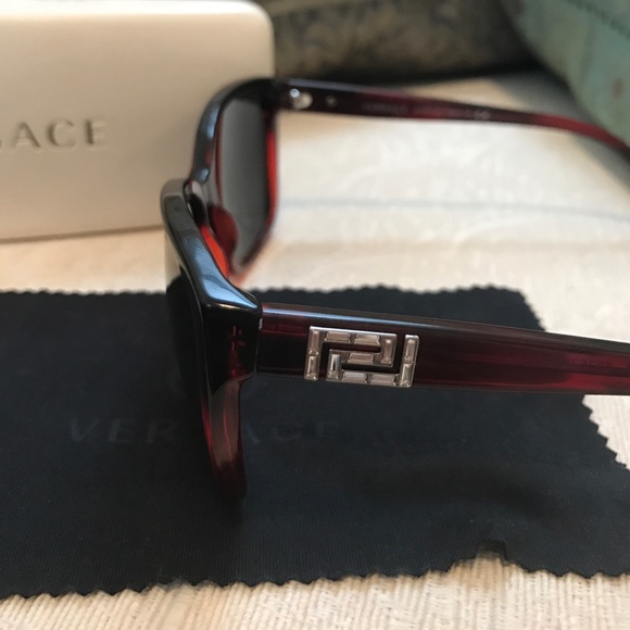 ❌SOLD❌Transparent Red-Black Versace Sunglasses - Picture 2 of 4