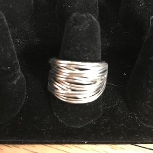 Lia Sophia Wound Up Ring Size 8