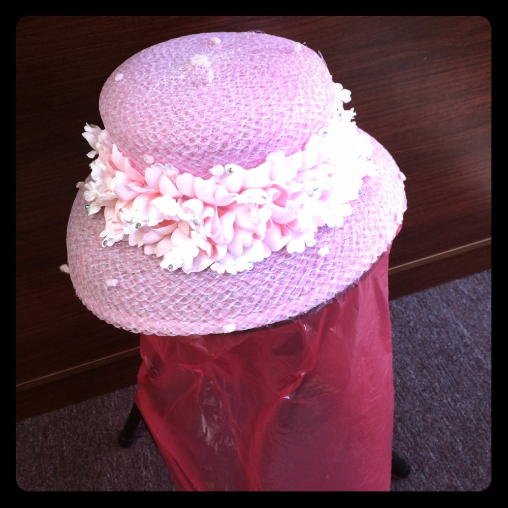 Woman's pink summer weave hat brand new