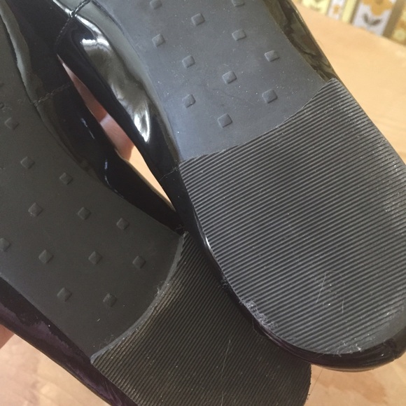 Black Patent Ballet Flats - Picture 4 of 4