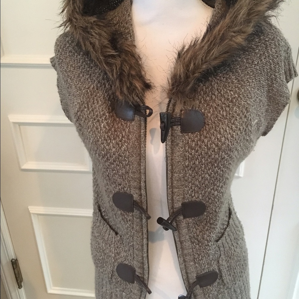 Hooded vest