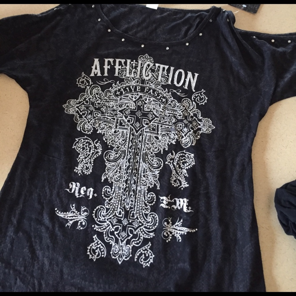 Affliction open sleeved medium