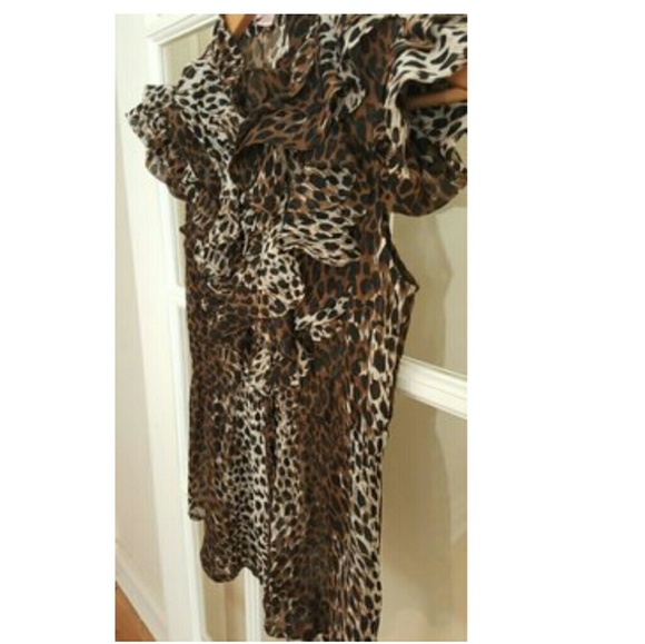 Romeo & Juliet Couture Cheetah Print Sheer Top – Size Small - Picture 7 of 8