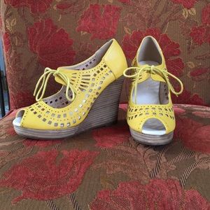 Woman's Summer Wedge