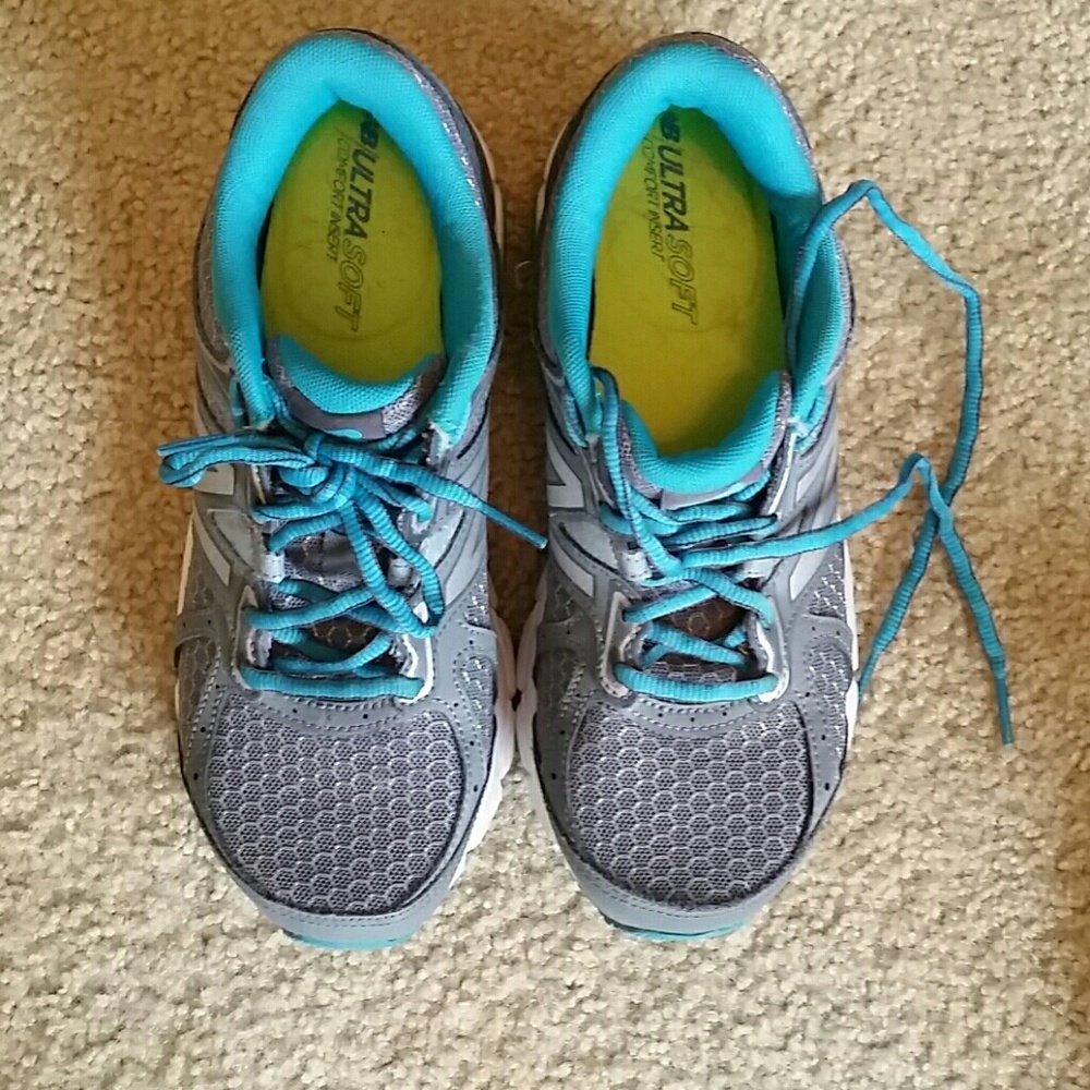 Grey new balance athletic shoes