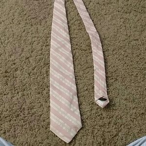 Brooks brothers pink tie