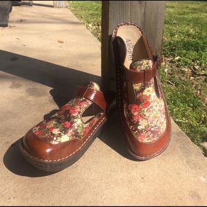Leather Floral Alegria by PG Lite Shoes