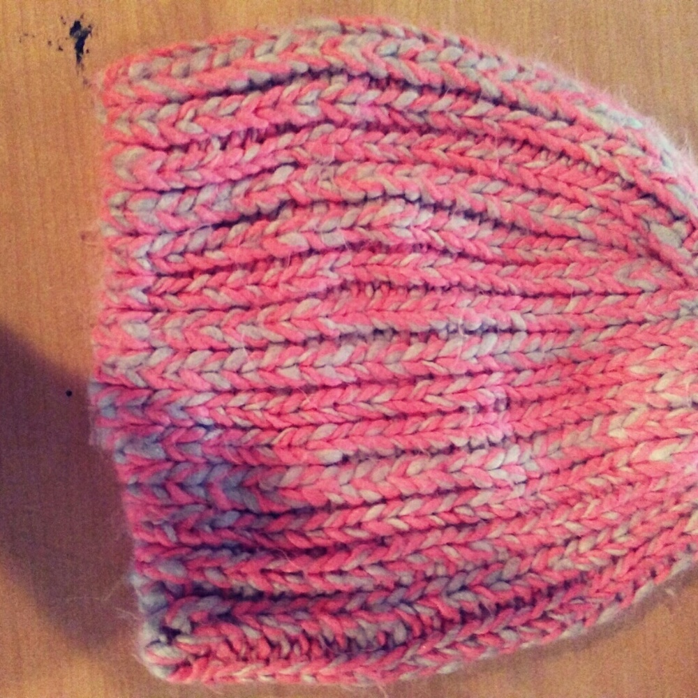 Knit pink/ coral beanie