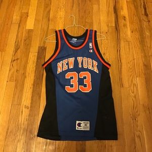 Lightly worn men's Ewing jersey