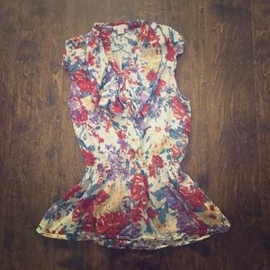 Sleeveless Floral Ruffled Top