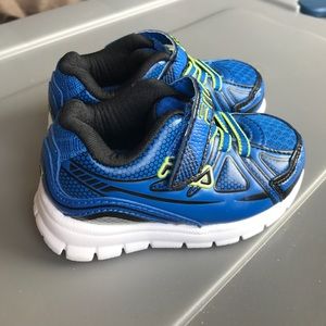 Never worn - Fila - Size 5 Infant - Boys