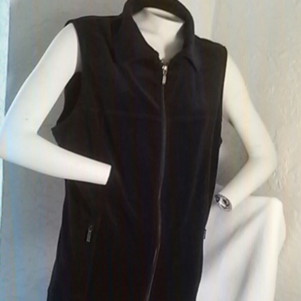 NWOT Westbound Zipper Down Velvet Vest