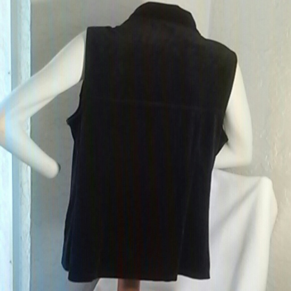 NWOT Westbound Zipper Down Velvet Vest - Picture 2 of 4