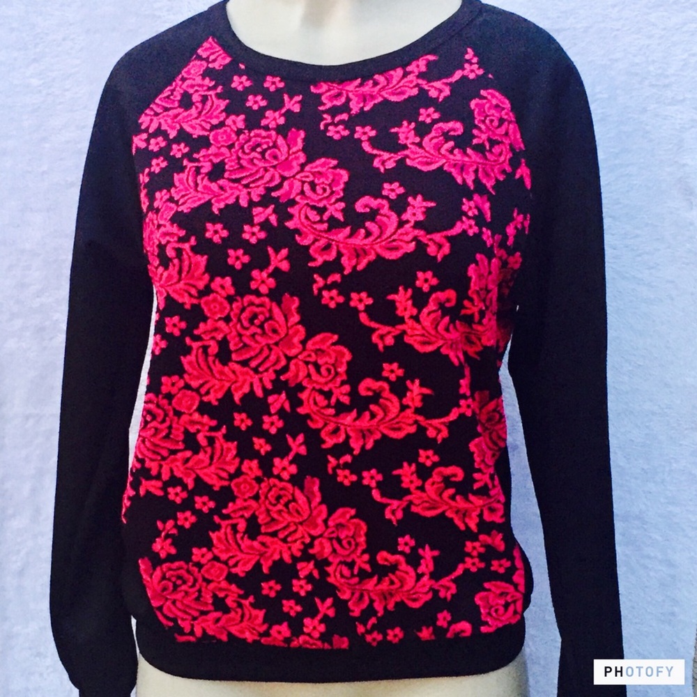 Floral design sweatshirt - Picture 1 of 3