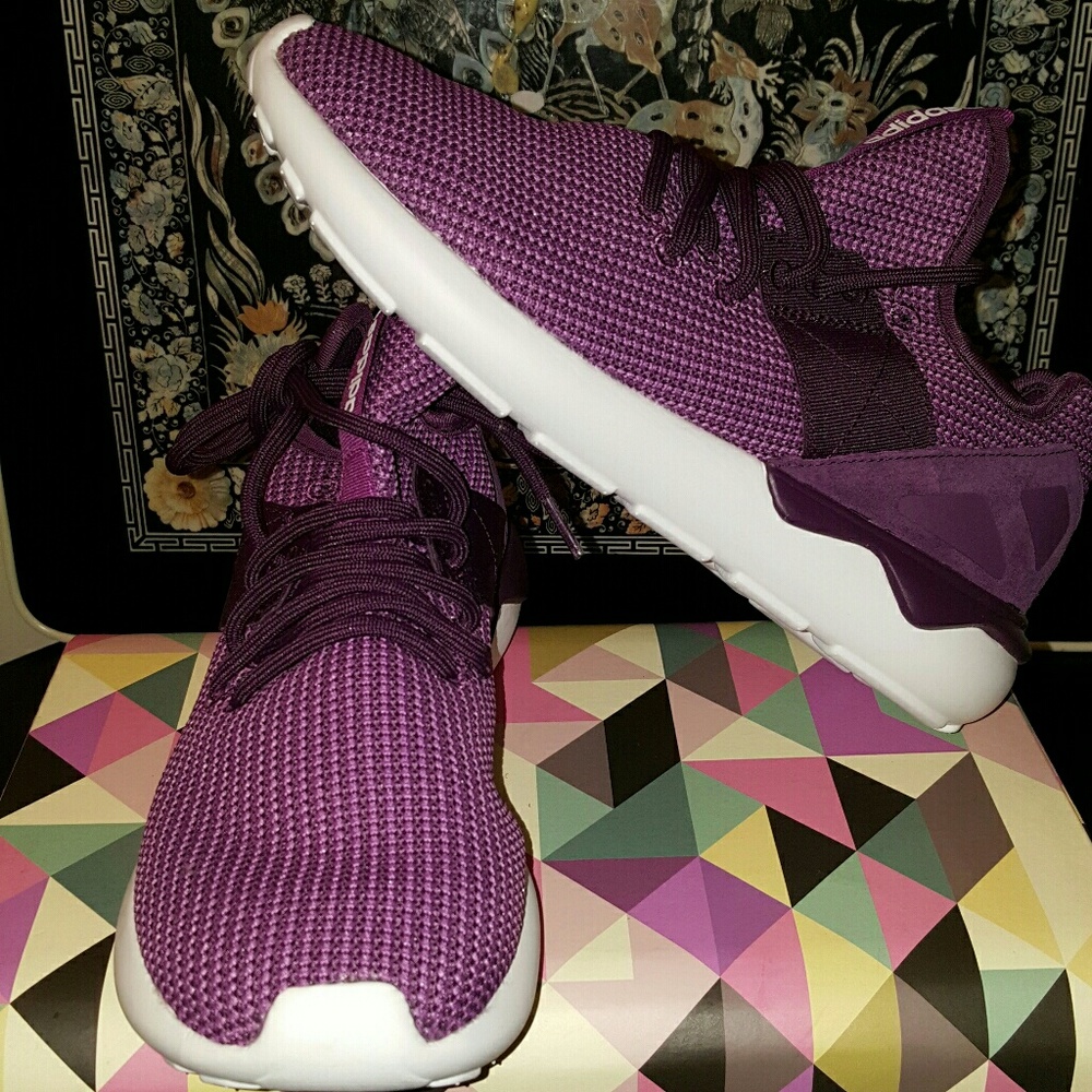 NIB Adidas Tubular Runner