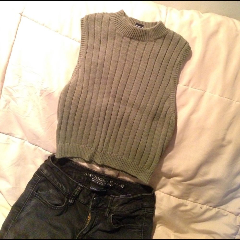 olive green crop top sweater