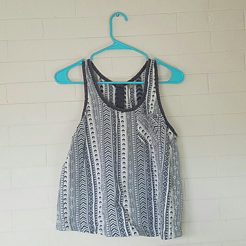 Ecote Tribal Patterned Top