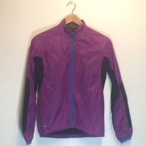 Inov8 light windbreaker