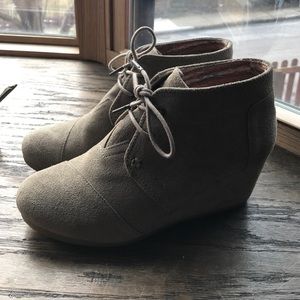 Toms Desert Booties