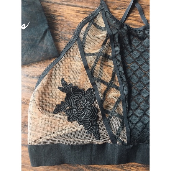 🍋SOLD!🍋For Love & Lemons Delilah Halter Bra - Picture 2 of 5