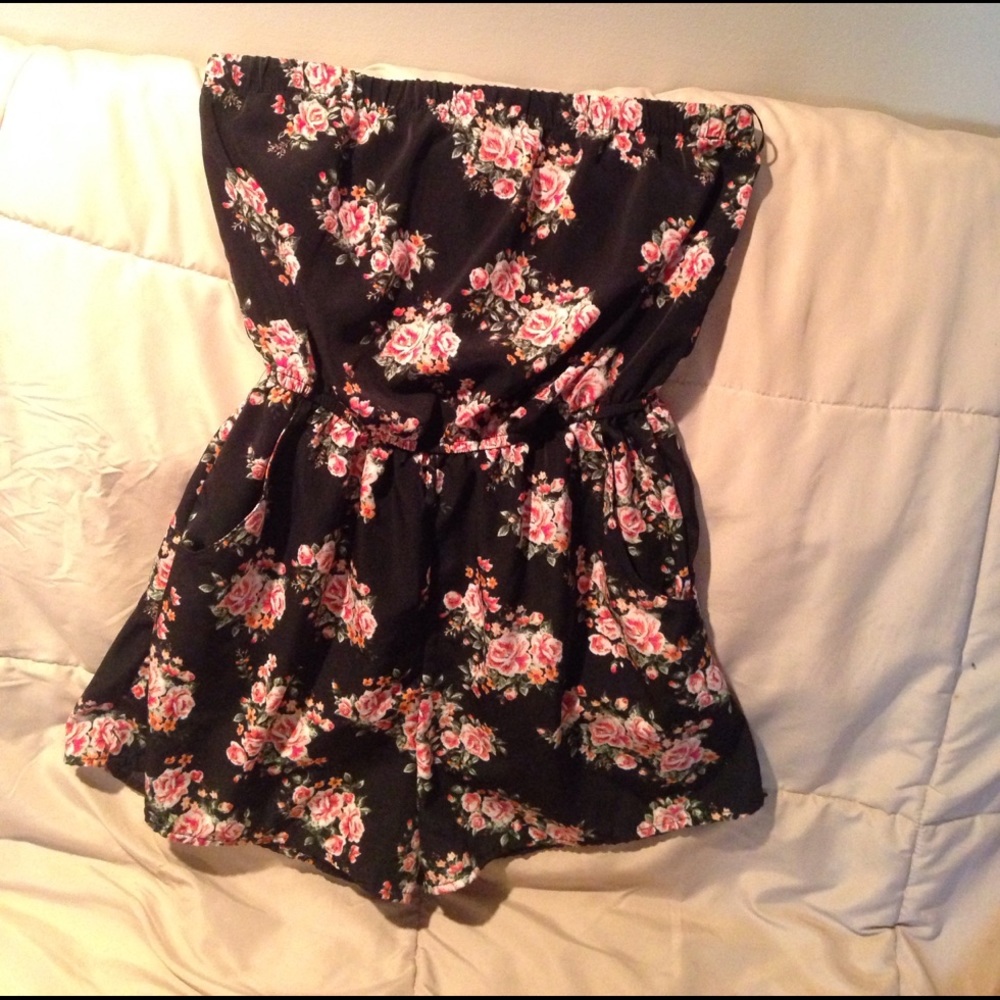 black floral strapless romper