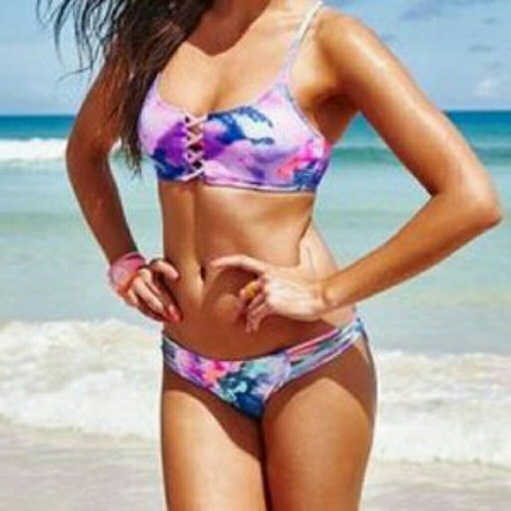 ISO!! - Picture 2 of 3