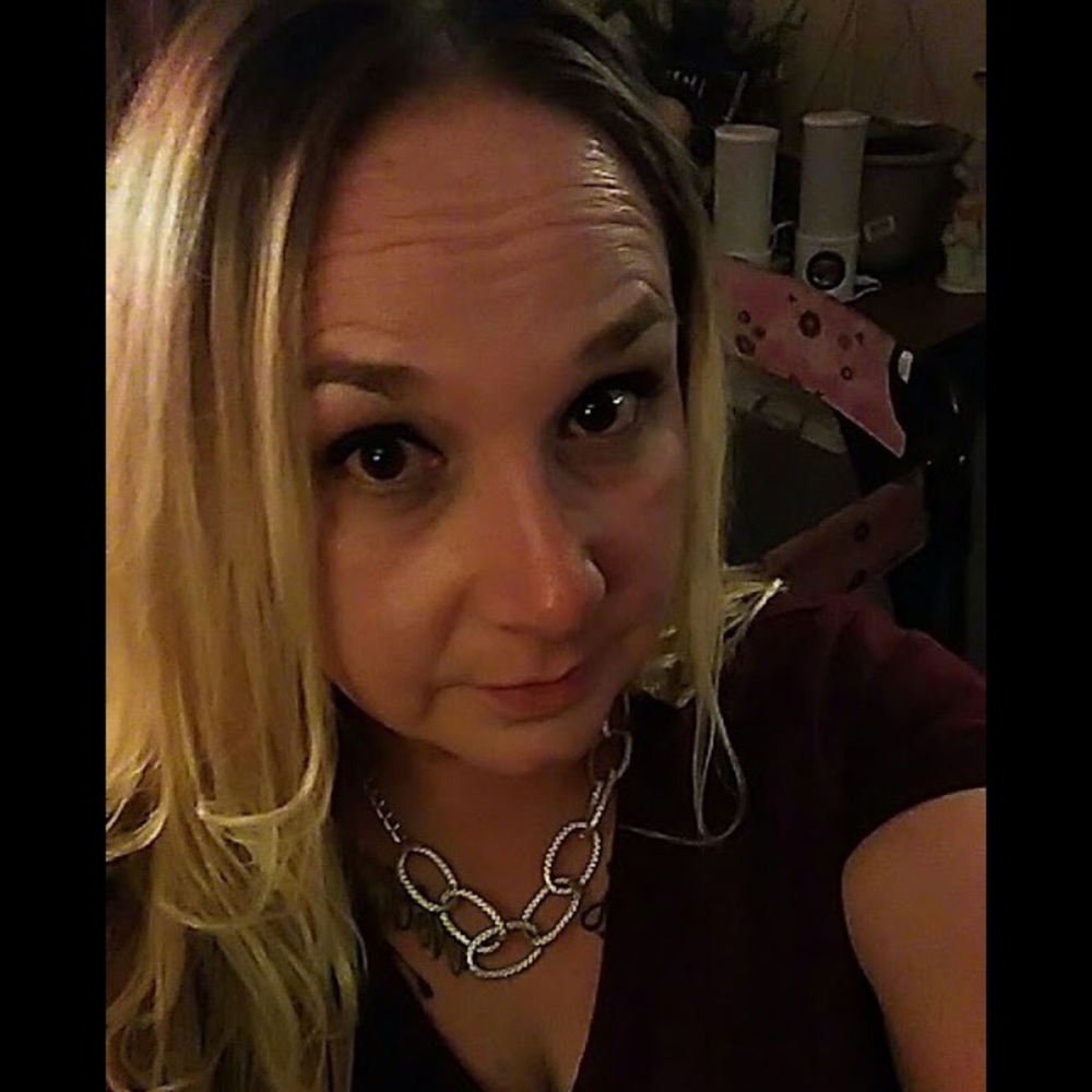 Meet your Posher, Jenny