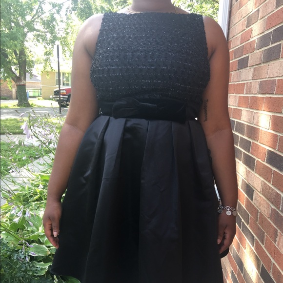 Black Prom Dress - Picture 5 of 6