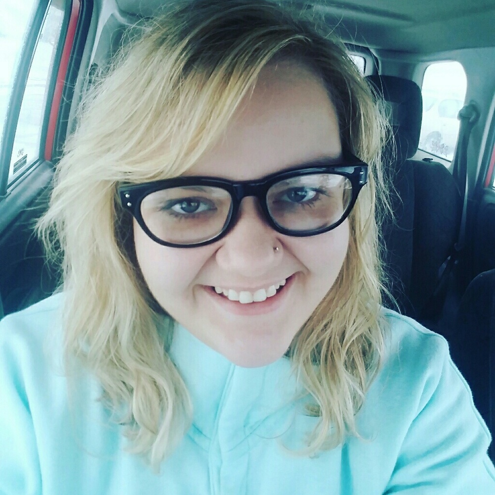 Meet your Posher, Abbee