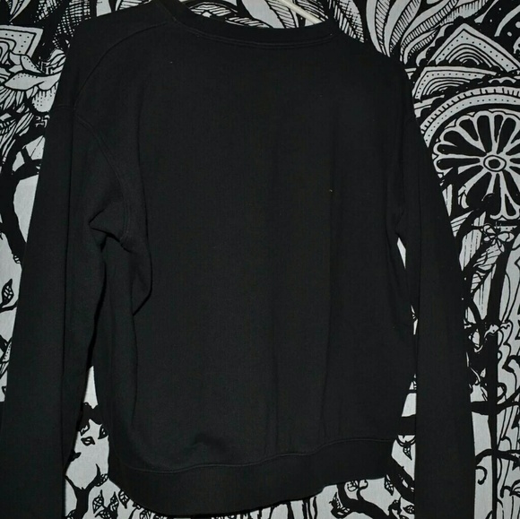 Victoria's Secret PINK Crewneck - Picture 2 of 2