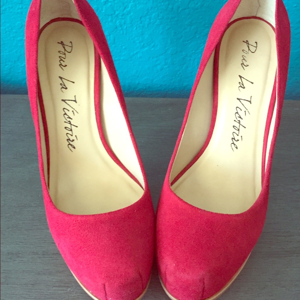 Pour La Victoire Irina Platform