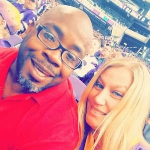 Meet your Posher, Sidney