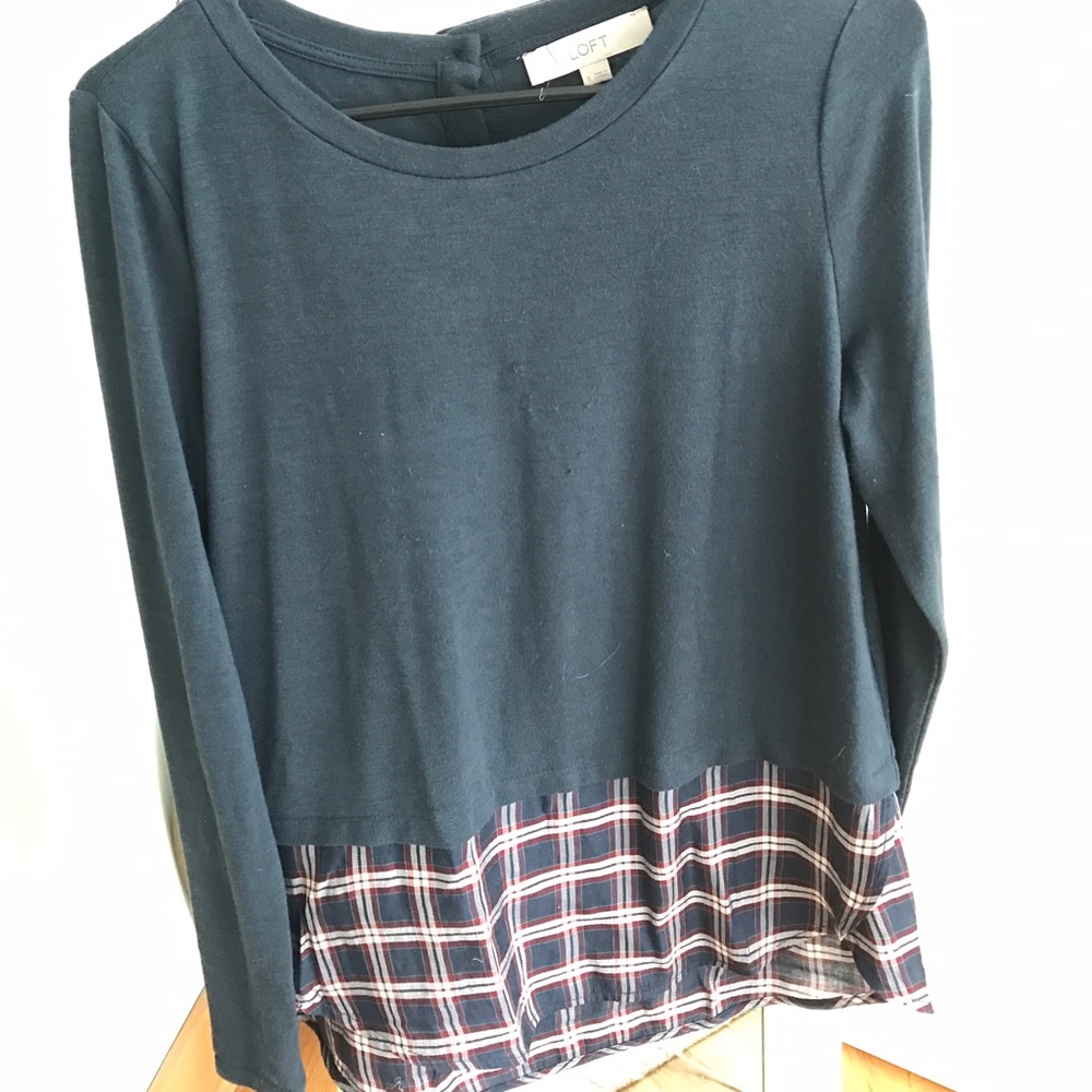 Like new LOFT layered look plaid top