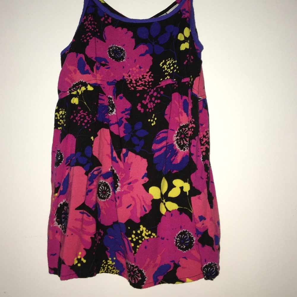 Cute and lightweight top