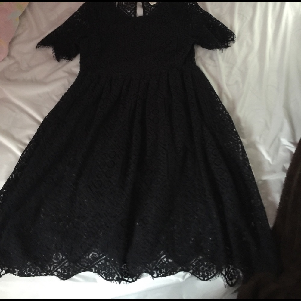 Black lace H&M dress