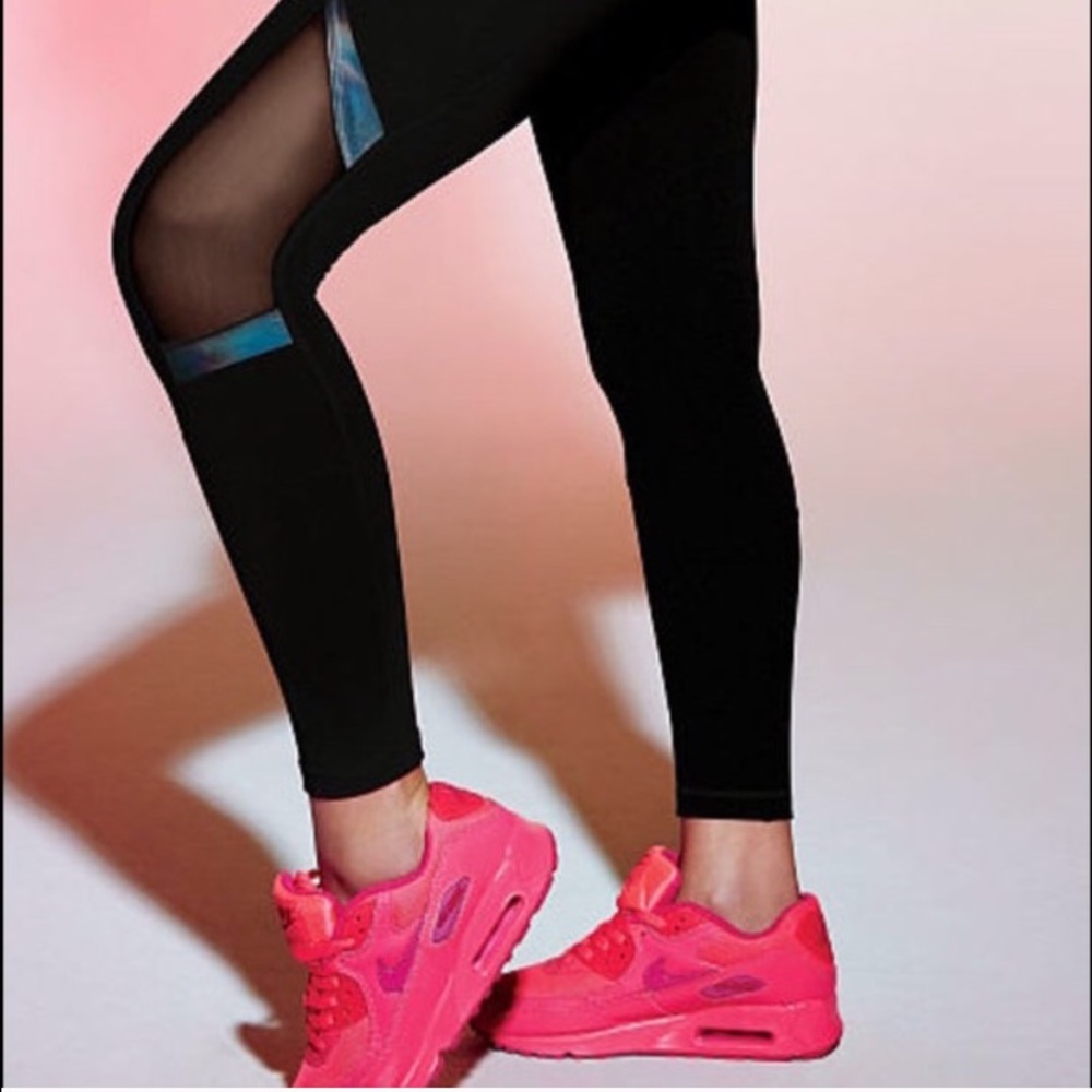 Victoria's Secret Pink Yoga Legging! New! 🔥