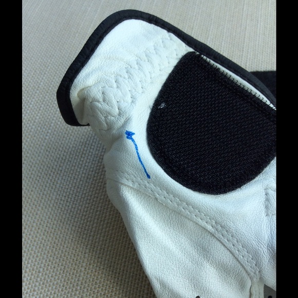 Bag Boy Ladies Golf Glove - Gift with Purchase - Picture 4 of 5