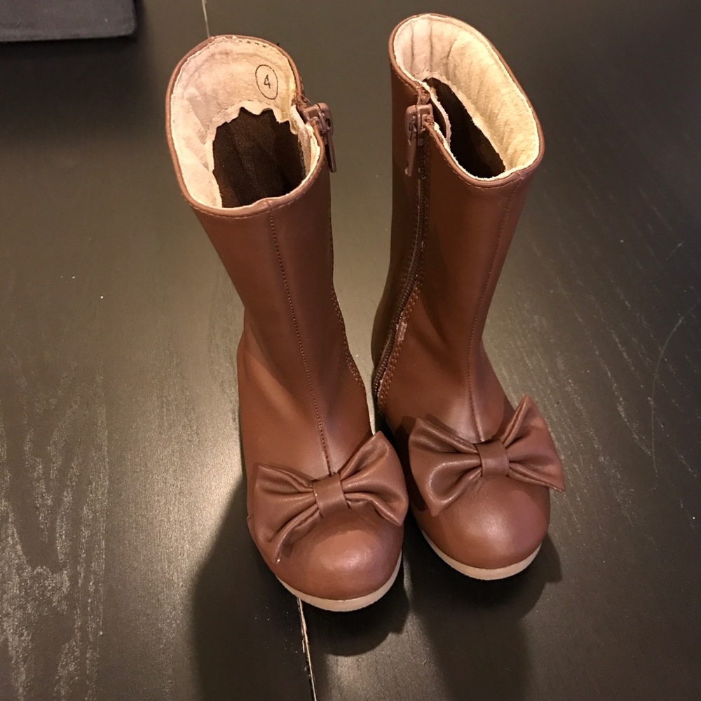 Custom made Look a like: Joyfolie Maci Brown Boots