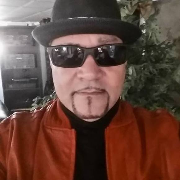 Meet your Posher, Pedro - Picture 1 of 1