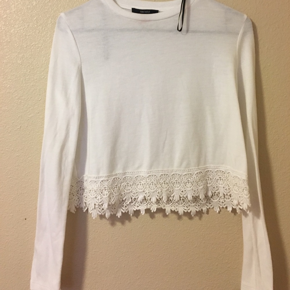 Long sleeve crop top