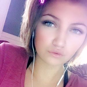 Meet your Posher, Lexi