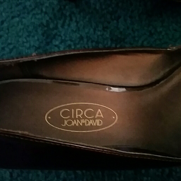 Circa Joan and David kitten heels - Picture 3 of 3