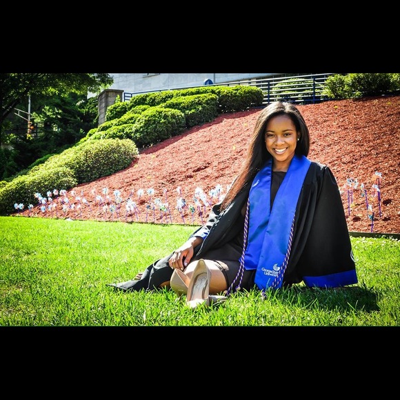 Meet your Posher, Janisha - Picture 1 of 1