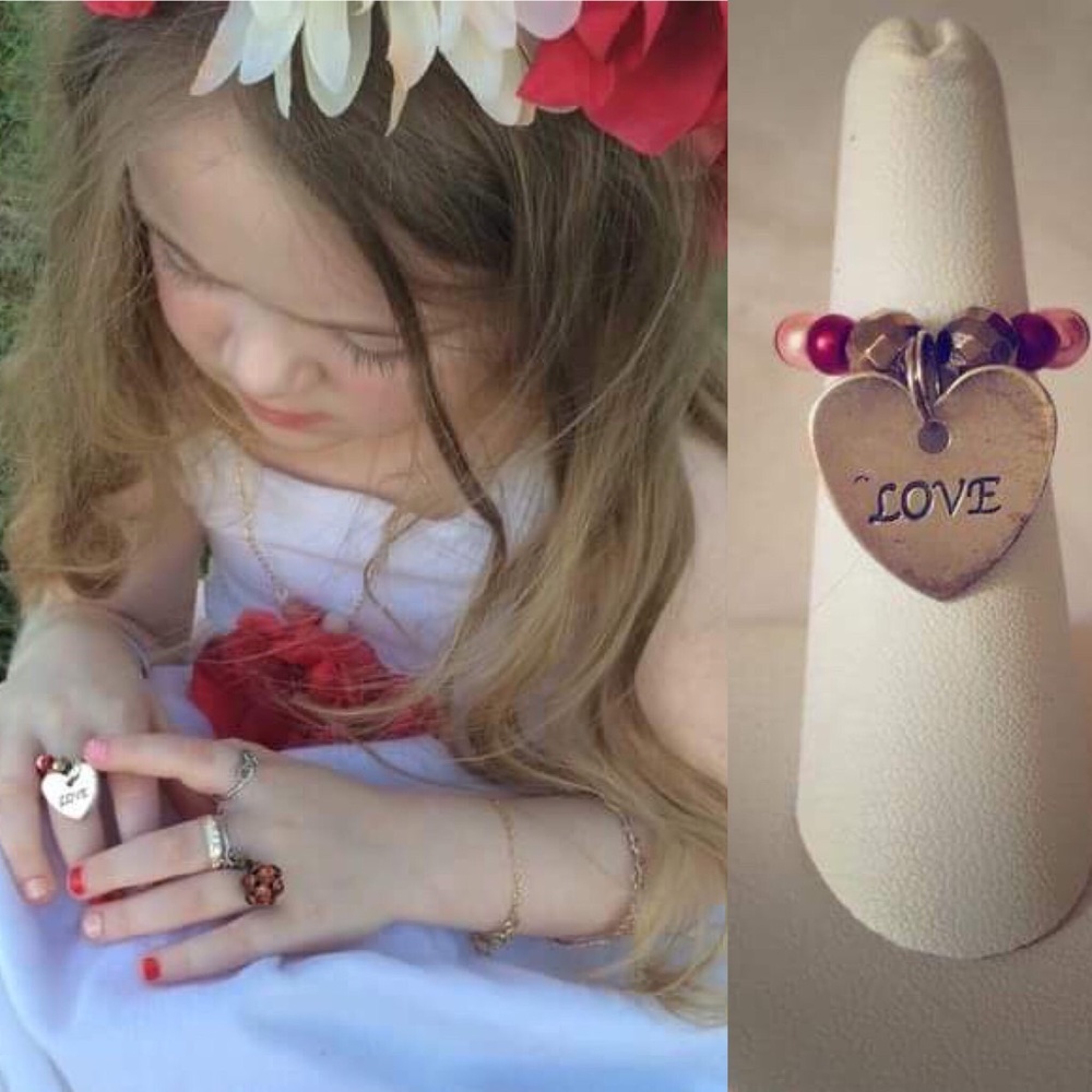 MULTI-COLOR PEARL HEART CHARM RING!!!